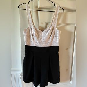 Marciano jumpsuit super cute shorts with pockets